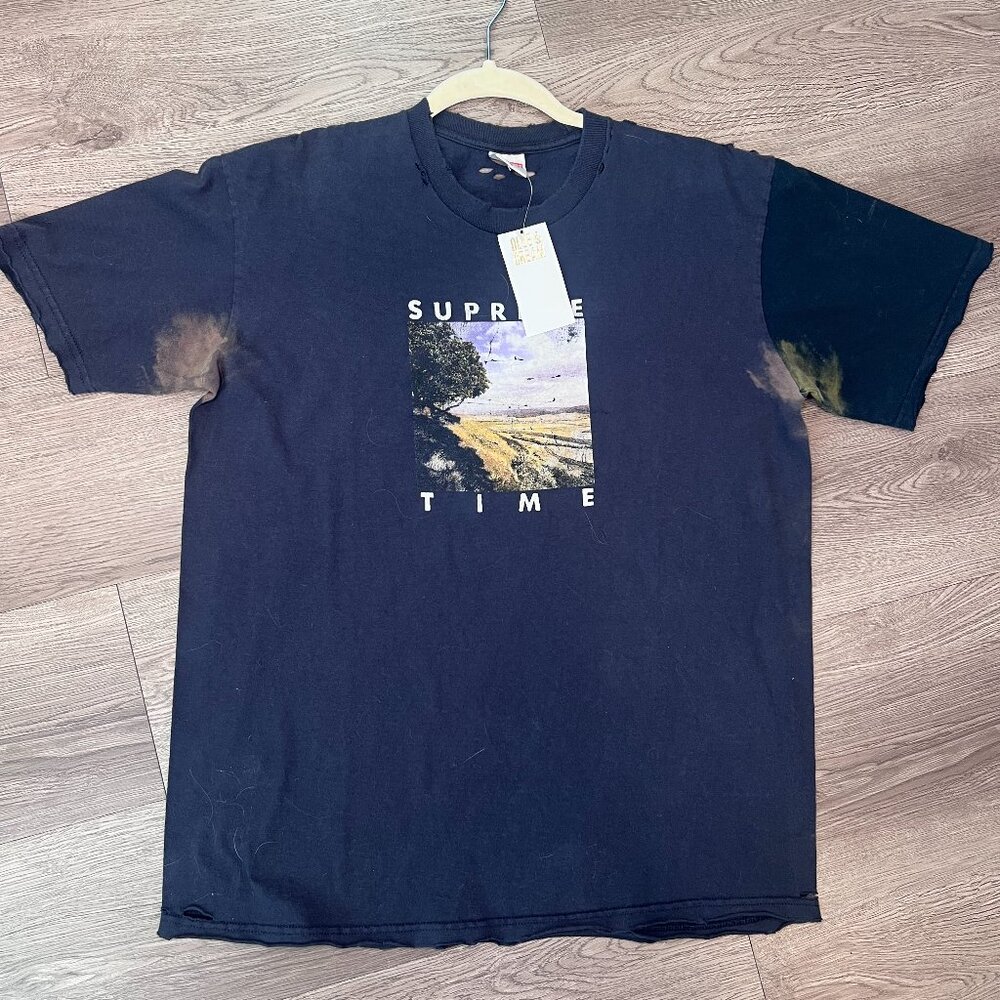 Supreme T-Shirt